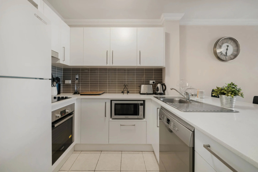 Walk to Coogee Beach Apartment Retreat