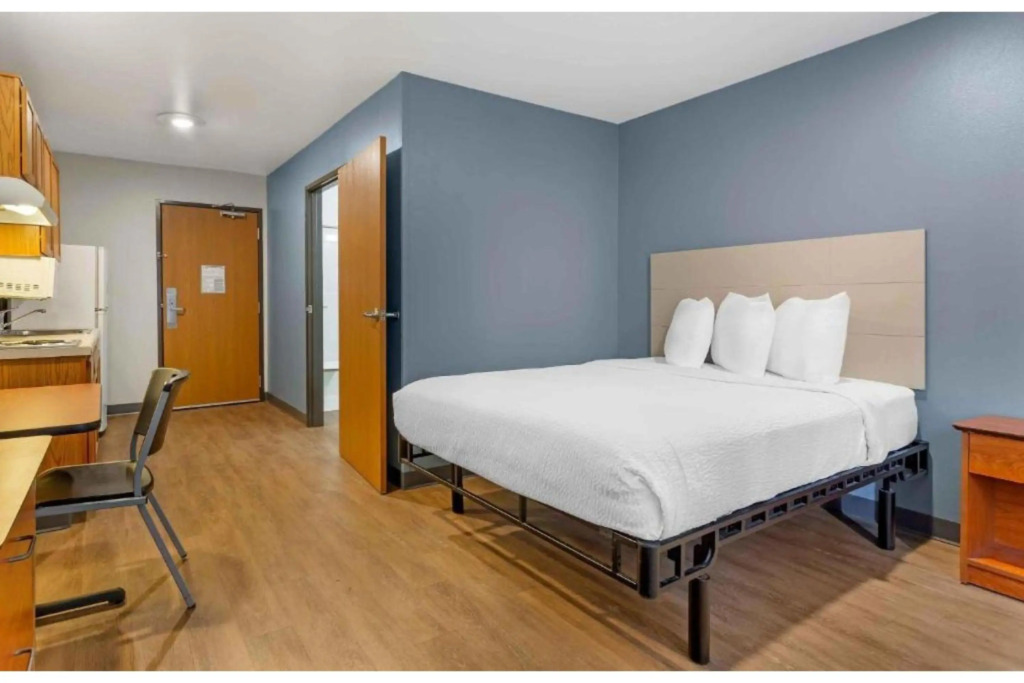 Studio 6 Extended Stay Fort Myers FL