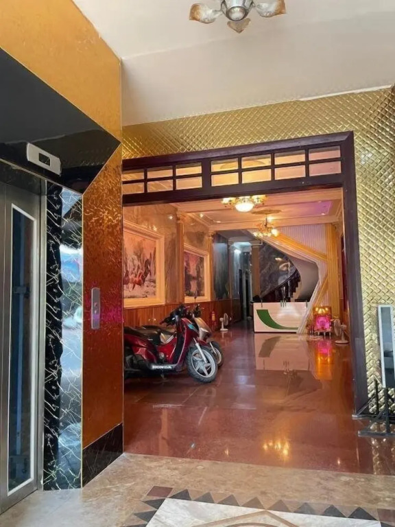 Hoang Gia Hotel Binh Duong by Bay Luxury