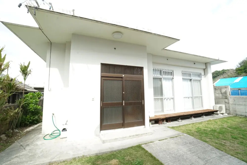 Kafuya Miyagi igusa villa