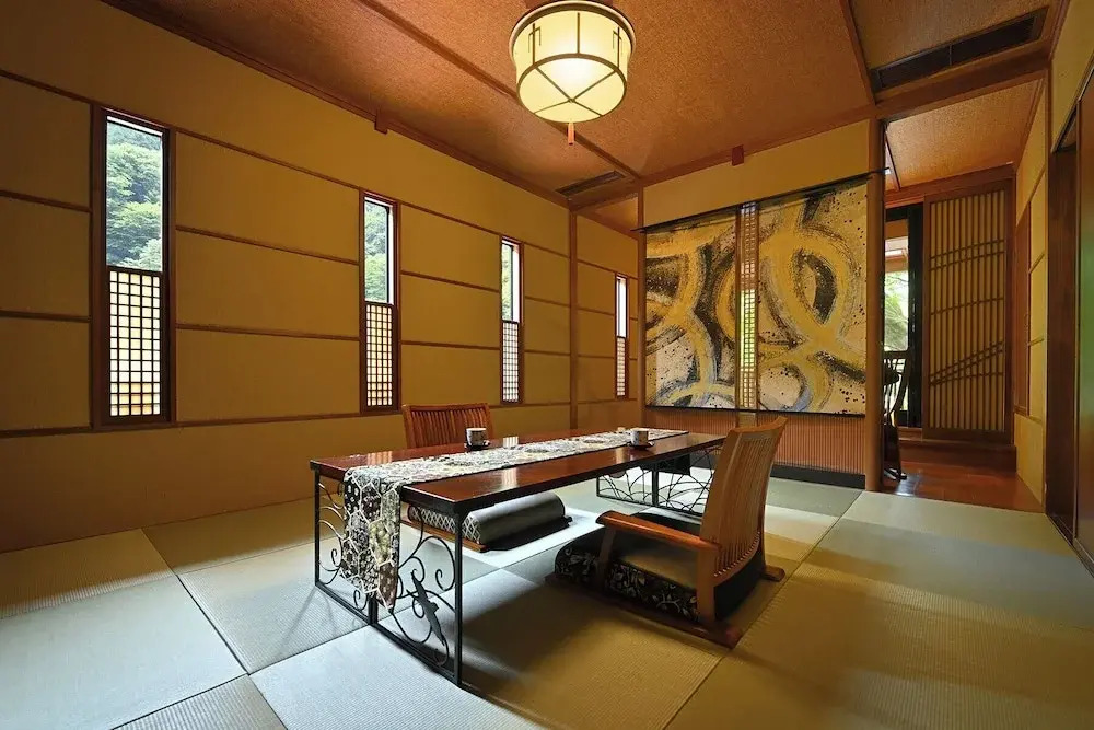 Tonosawa Onsen Yamano Chaya Ryokan