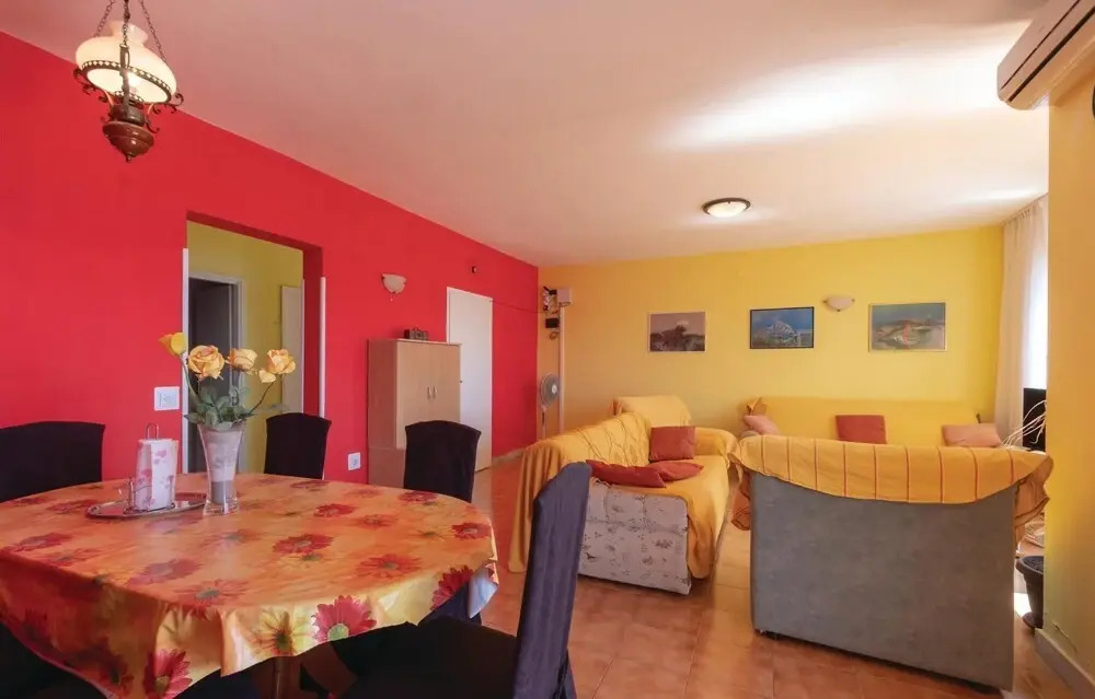 Beautiful Home in Blato With Wifi and 3 Bedrooms