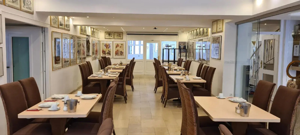 Hotel Garni "Am Ellinger Tor"