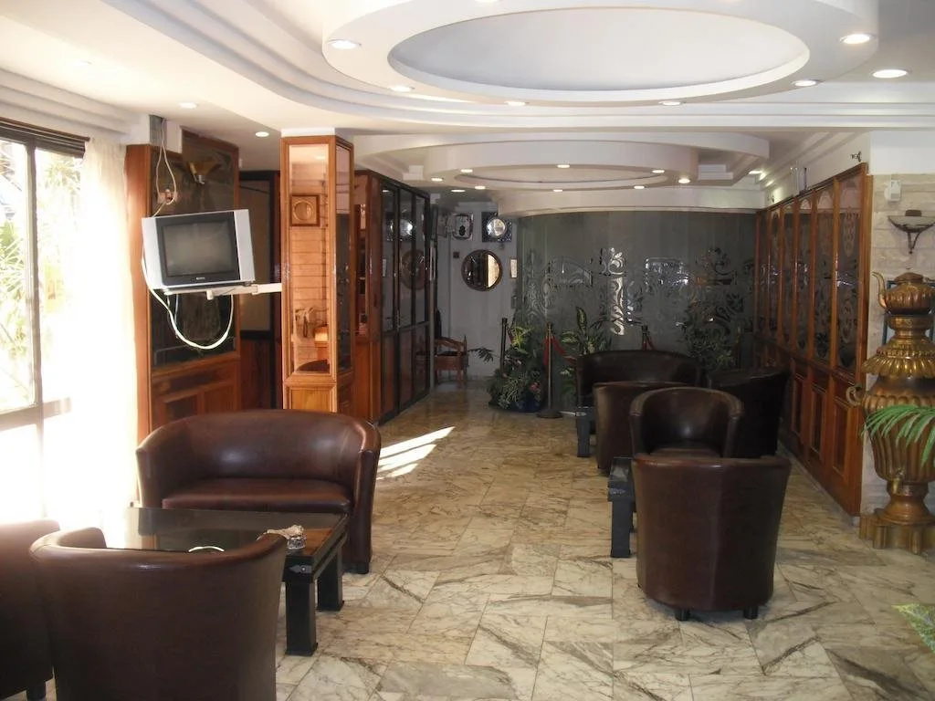 King Koresh Hotel