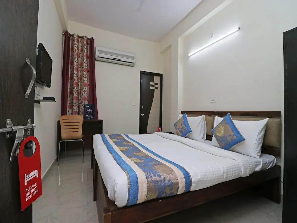 Oyo 10663 Triage Home Stay
