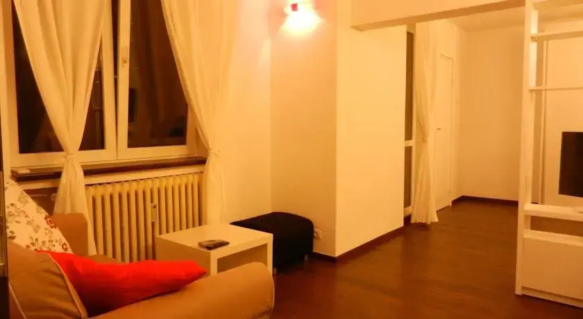 Old City 3BR 100sqm - Bright & Spacious - Renovated 2026