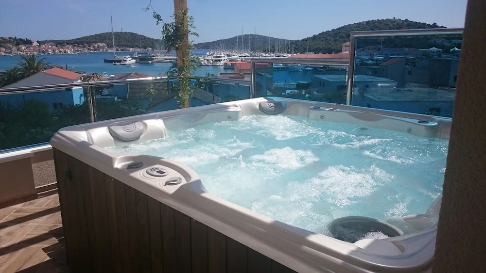 Apartments Villa Erik