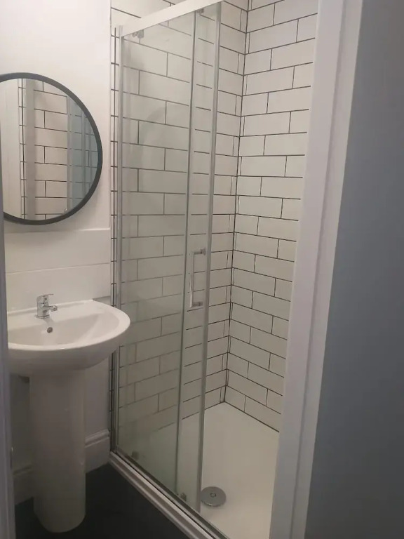 Liverpool 3-bed House - Near City Center