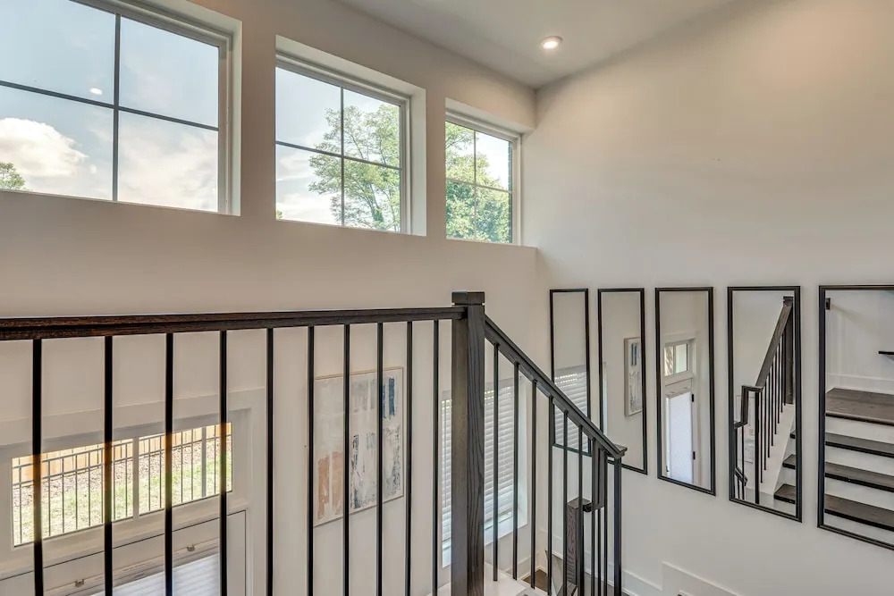 1 Mi Decatur Square New Condo Walkable to Marta