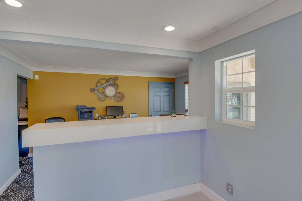 Americas Best Value Inn Hayward