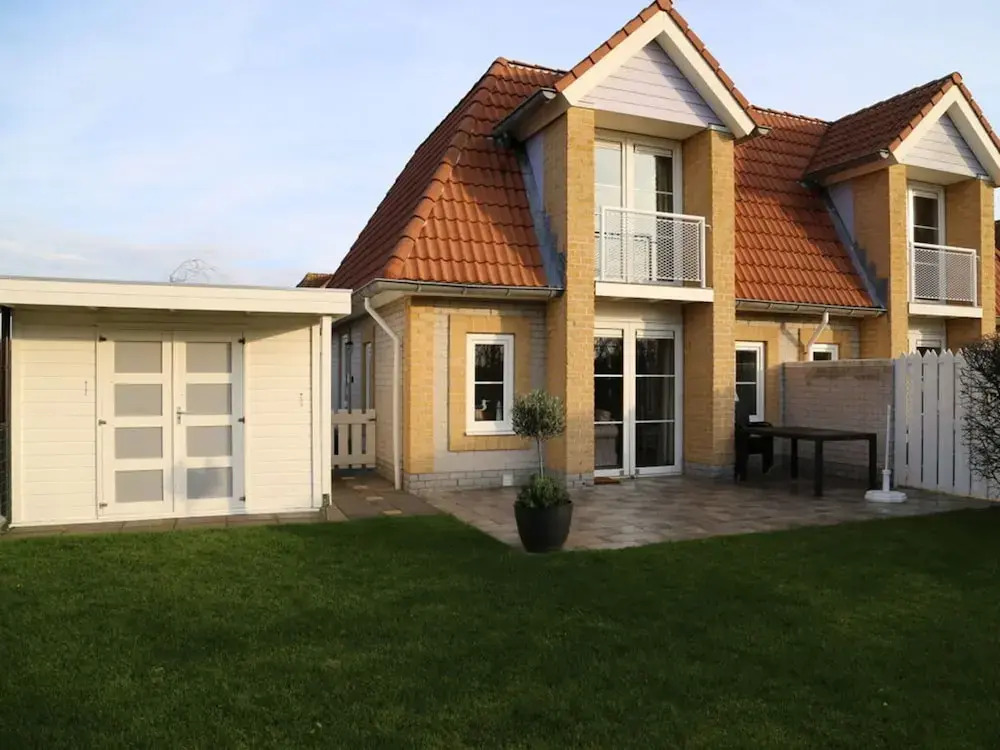 Villa "De Banjaard Zeeland"