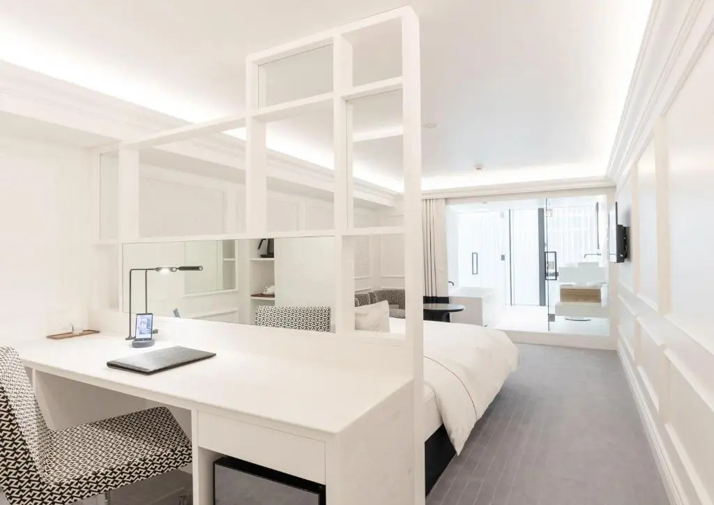 Y11 azabu hotel by Mrt
