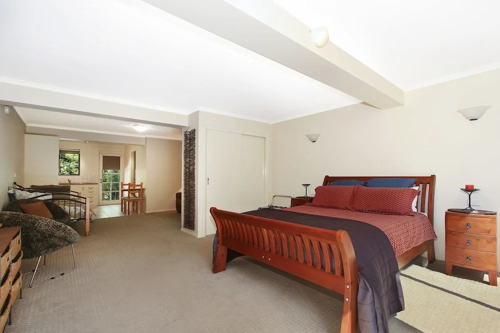 Canyons Bend - 5 Minute walk to shops and cafes