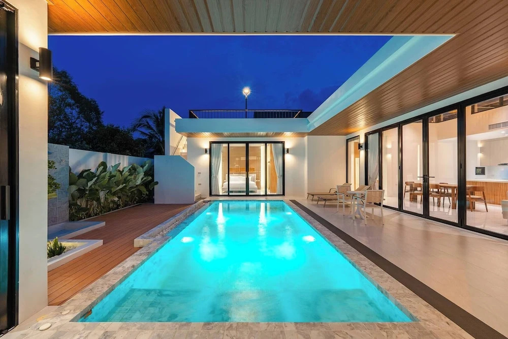 New Pool Villa With Fitness and Tennis Court