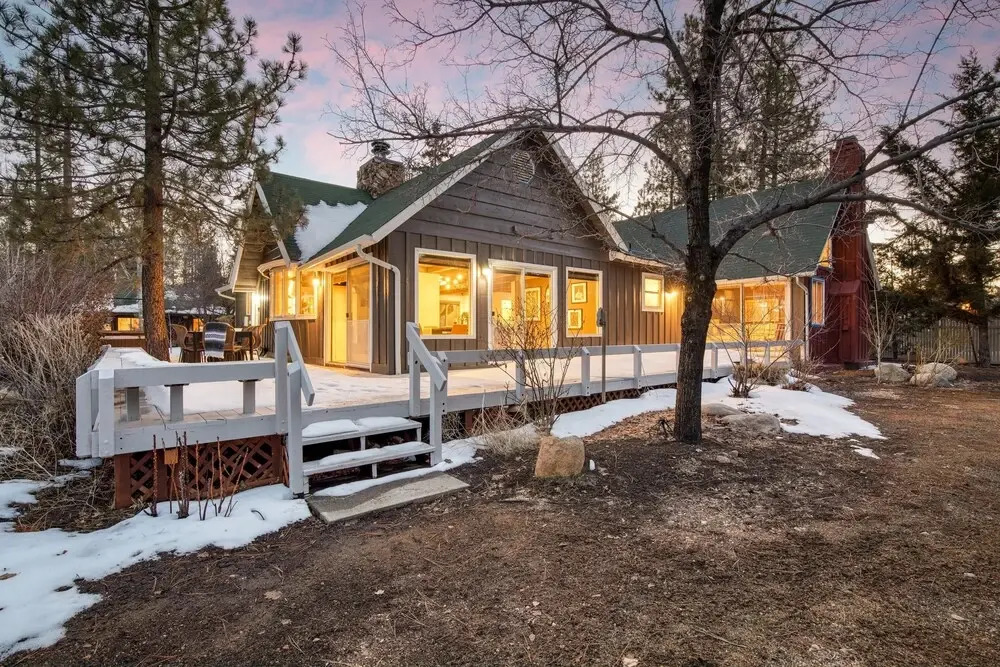 Lakeview Big Bear Cabin With Hot Tub, Deck, Fire Pit & Game Room