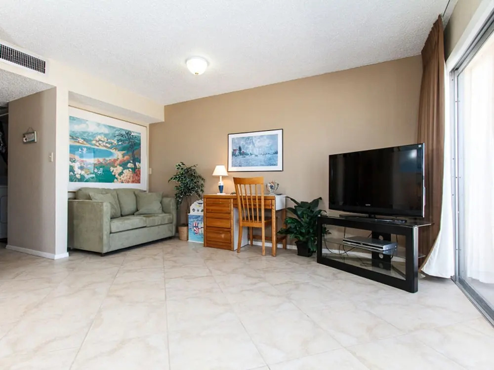 Islander by Brooks and Shorey Resorts