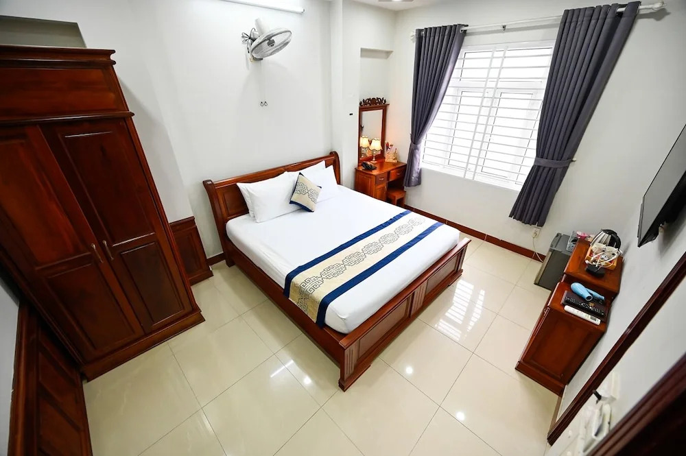 Sky Star Hotel Go Vap