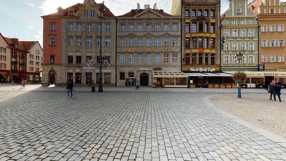 AS HOME Rynek 265