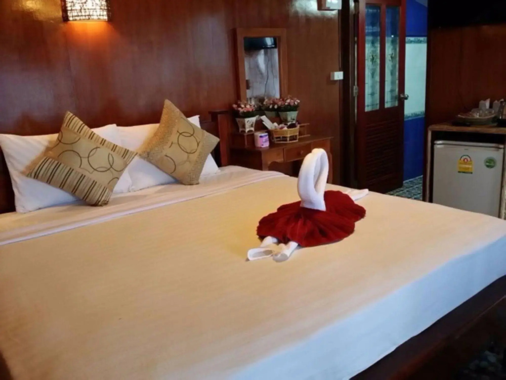 Tongta Phaview Resort
