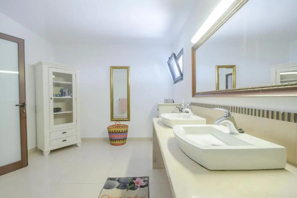 Villa Nazoly - Private Pool, Quiet & Exclusive Stay in Lanzarote