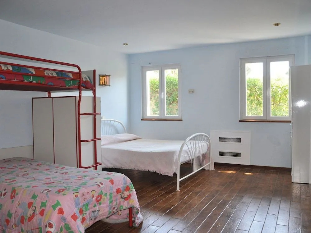 Villa in Vilamoura with Private Pool & BBQ