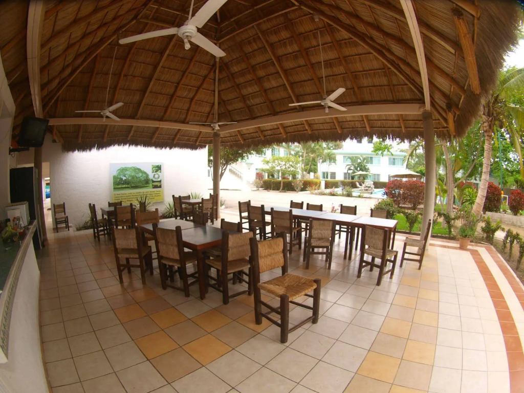 Hotel Parotas Manzanillo
