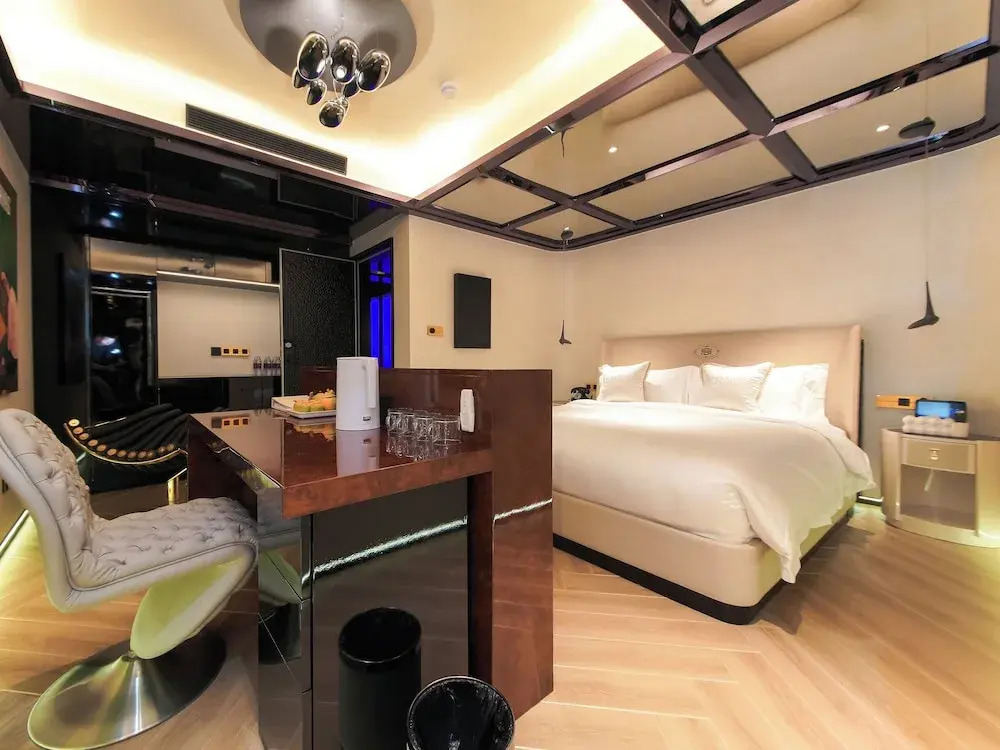 Space Design Hotel