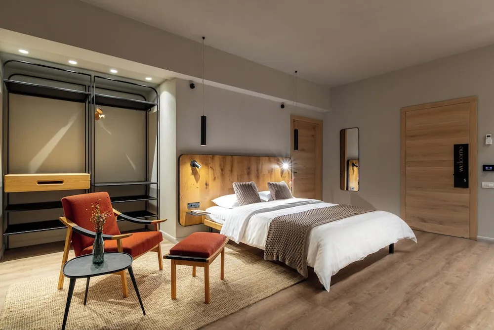 Maison Bucarest Apartments by Olala Homes