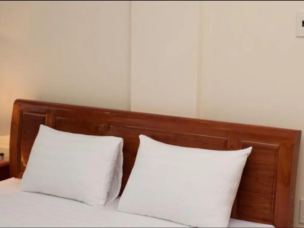 Quang Hoa Airport Hotel
