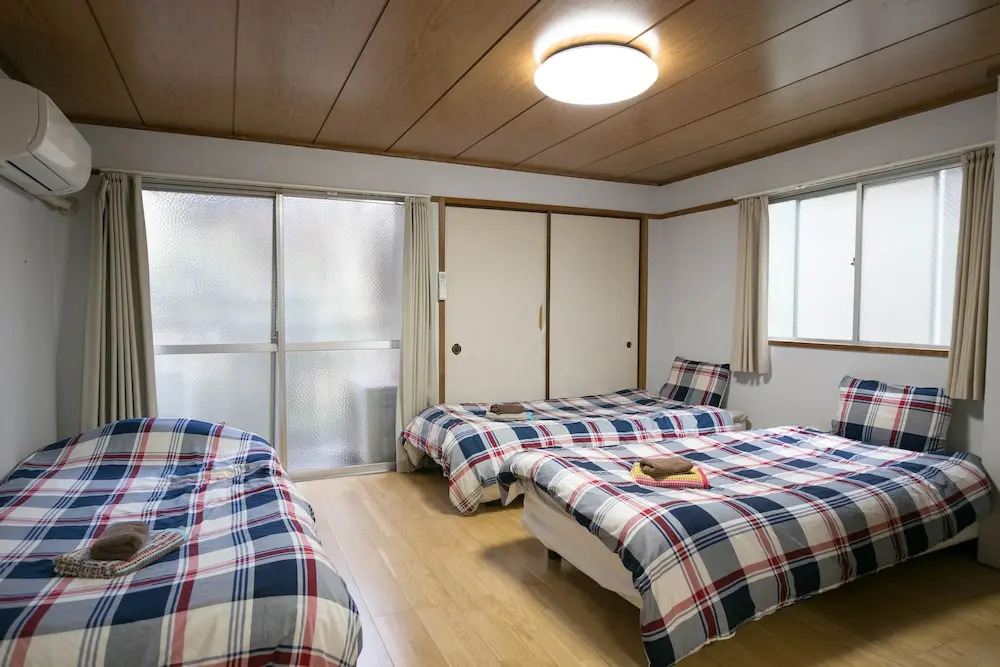 Tenjin Apartment 202