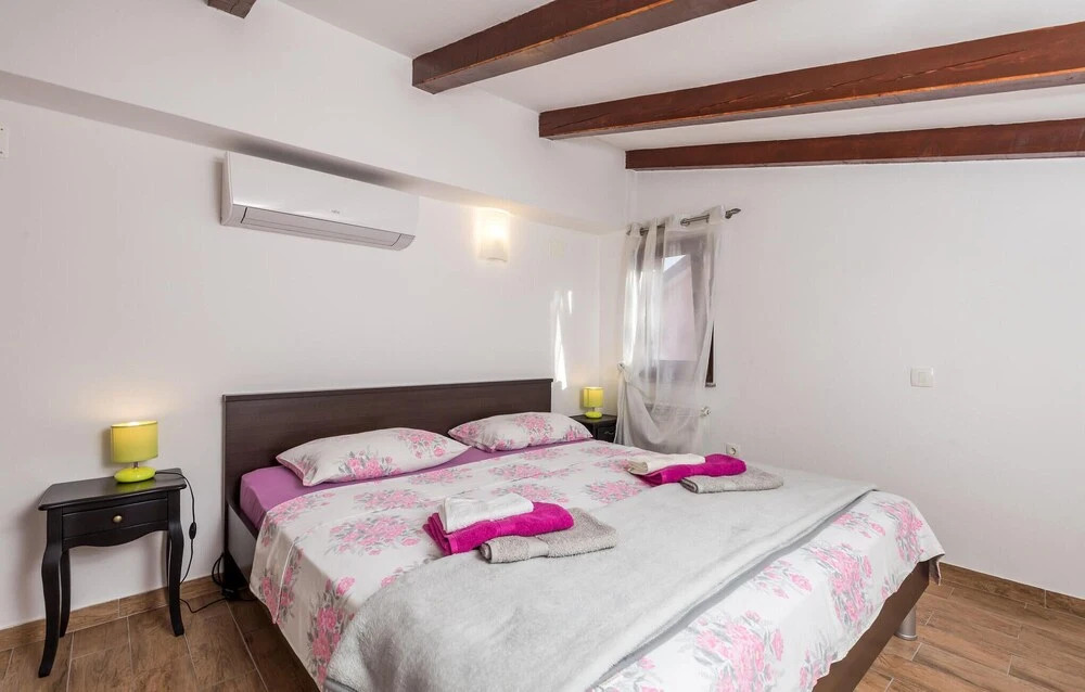 Nice Apartment in Rijeka With 2 Bedrooms and Wifi
