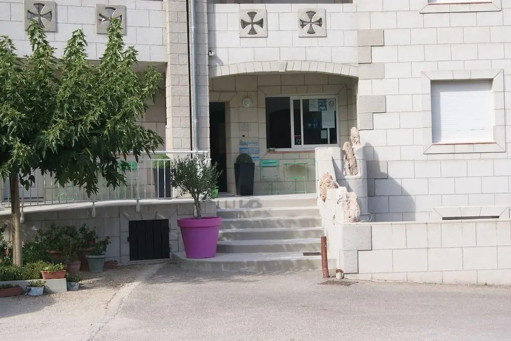 Appart'Hôtel Les Rochers