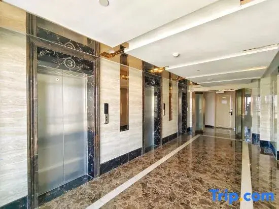 Qingli Apartment(Dongguan Railway Station Huixing Commercial Center Store)