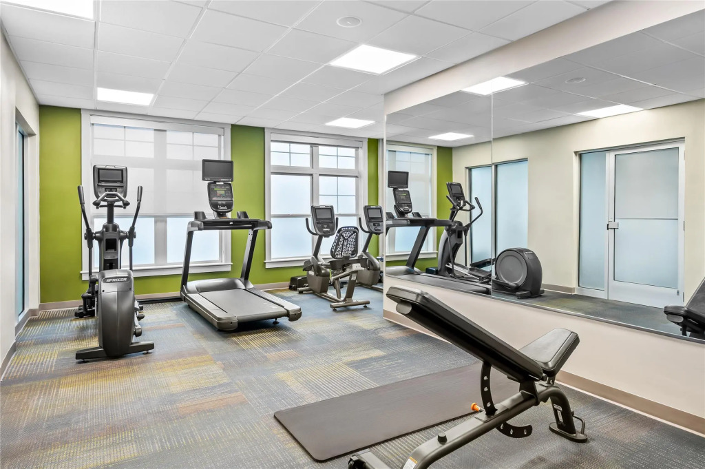 Spark by Hilton Portland Airport Maine Mall