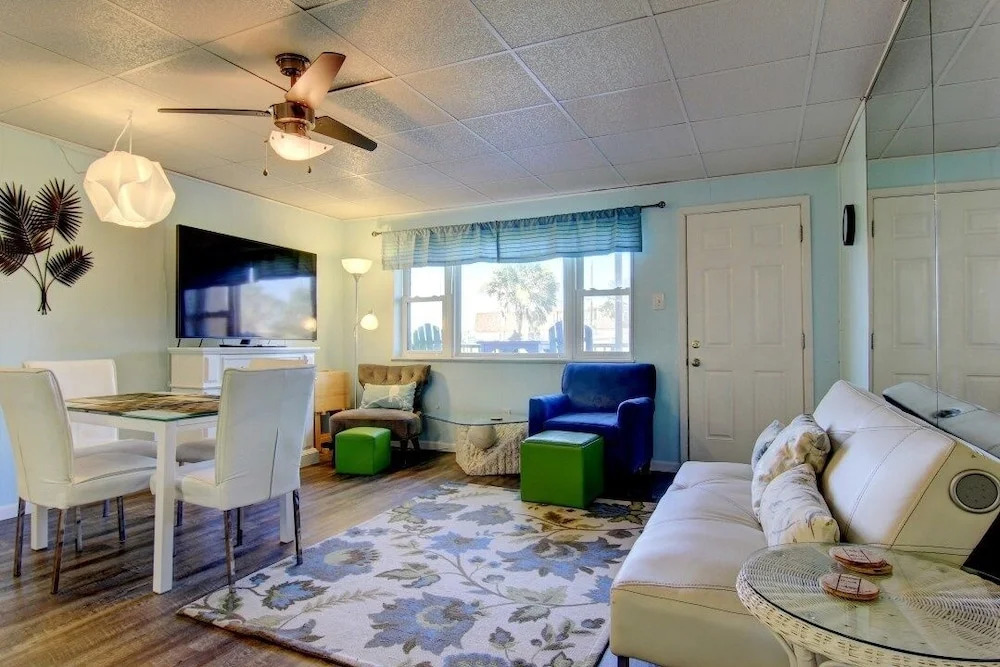 Island 57 2 Bedroom Condo