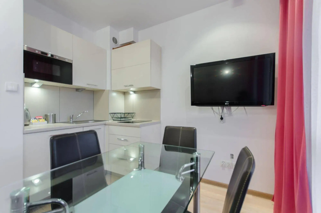 Sunrise apartments close to the beach & by Noclegi Renters