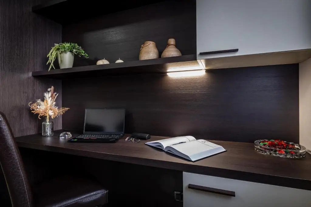 Arianna Apartment