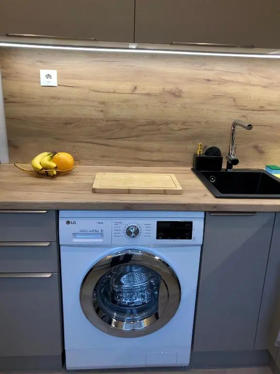 Modern studio apartment near the beach - 5 min walk