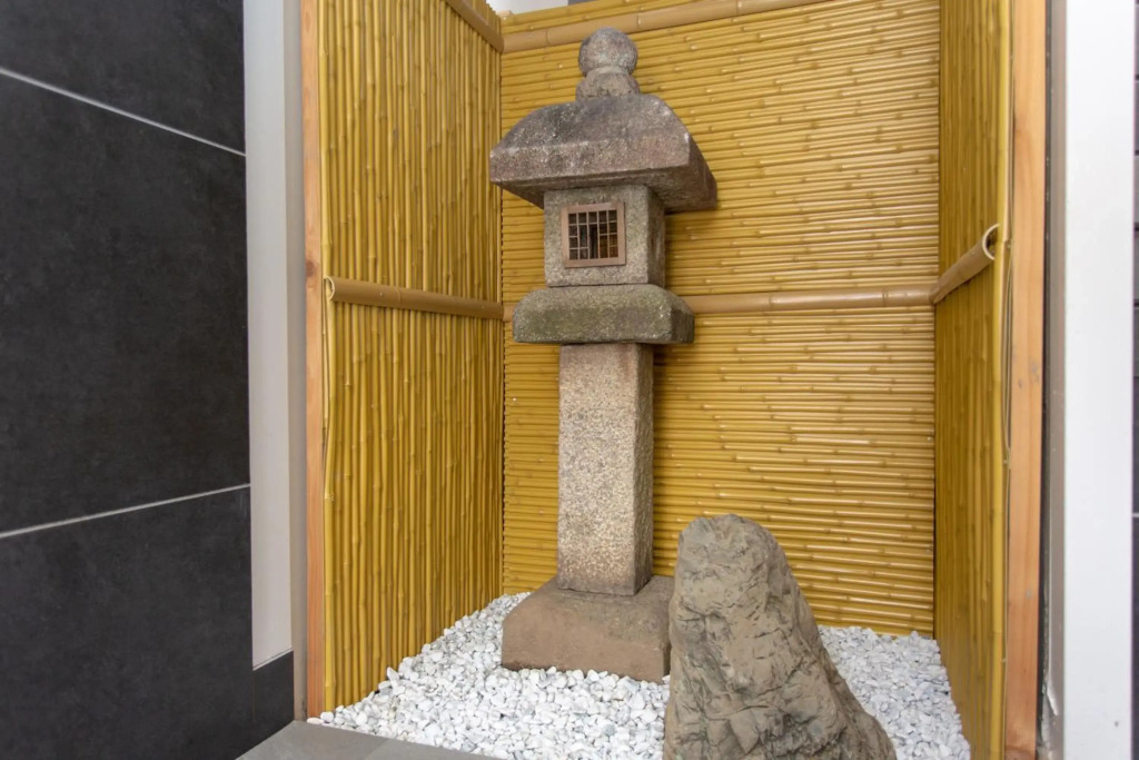 Miyabiro 103