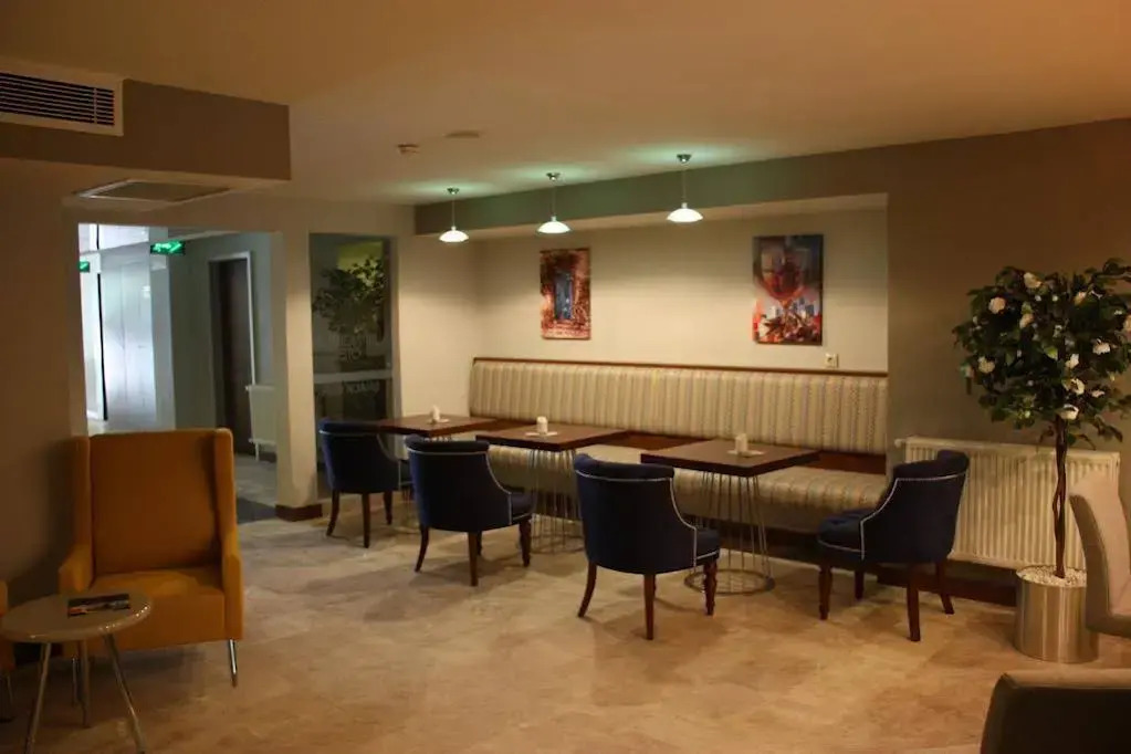 Norton Hotel