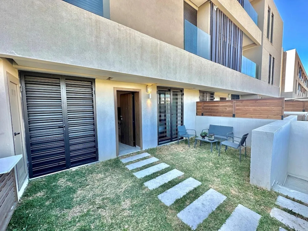 C1 Jade new Cozy 1bd With Garden