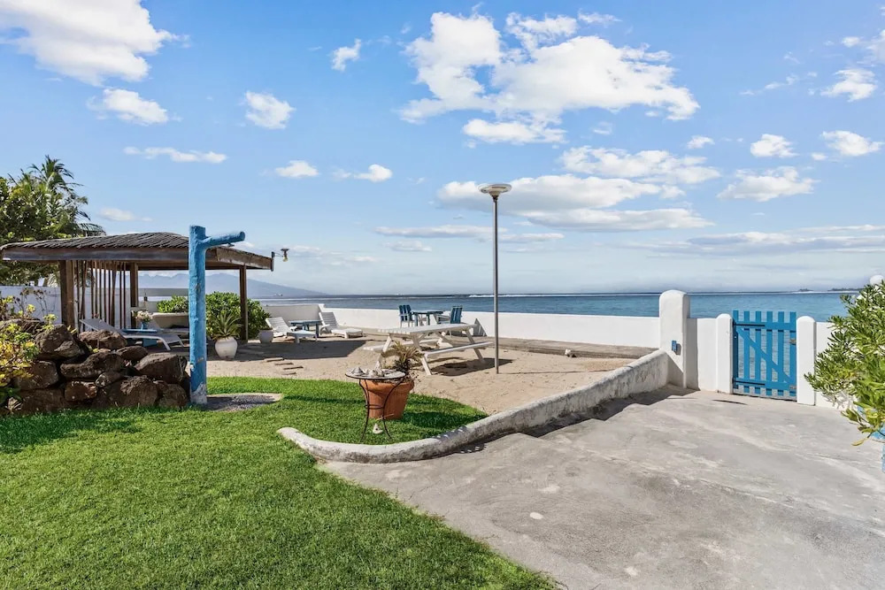 Large Private Garden Bungalow for 2 People