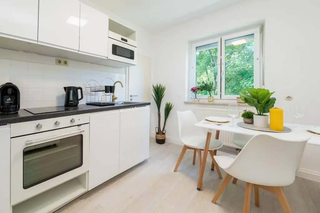1OG Mitte Wunderschöne 68m² große 2-Zimmer City Wohnung nähe Salzburg