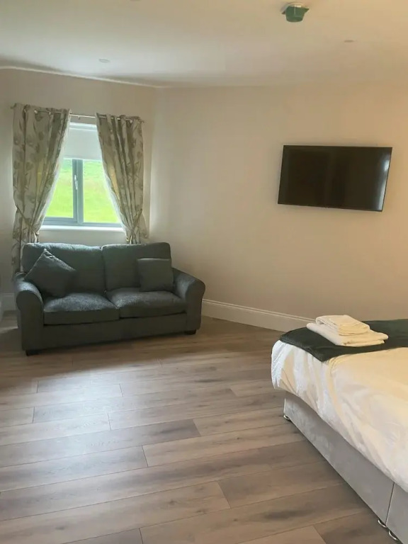 Rosie's Bar Apartment -