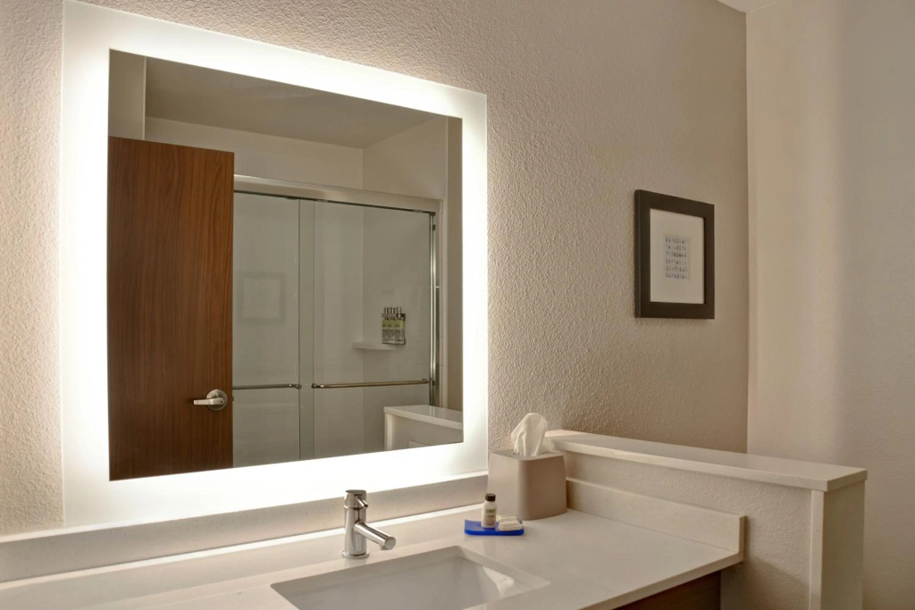 Holiday Inn Express & Suites - Ottawa by IHG