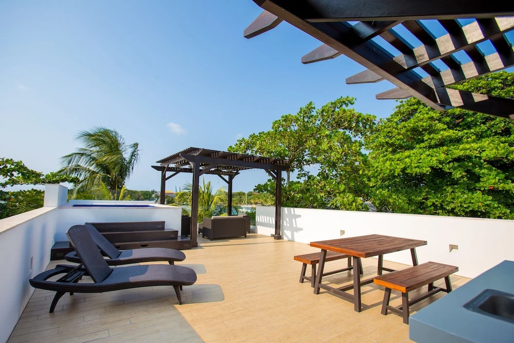 Bella Luna Beach Home #64708