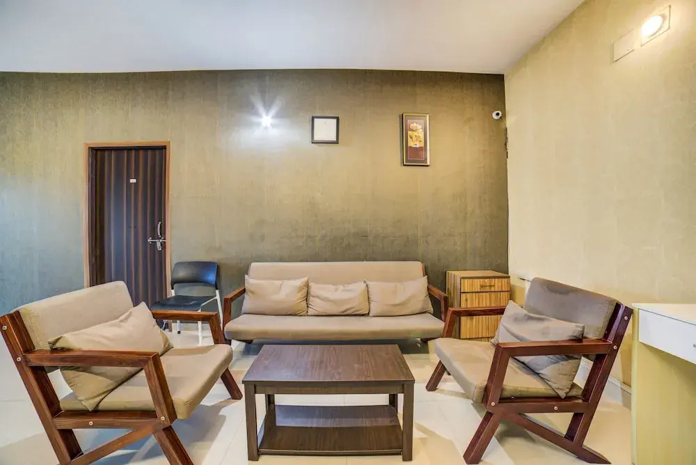 OYO 10226 Hotel 7 Sandz