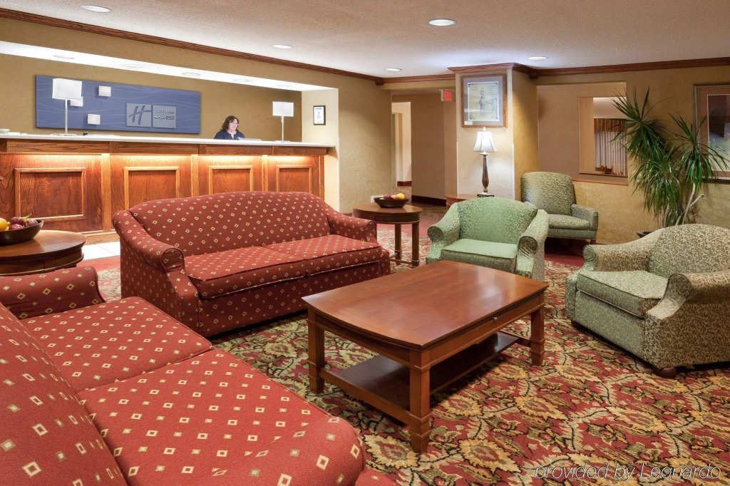 Holiday Inn Express Mt. Vernon by IHG