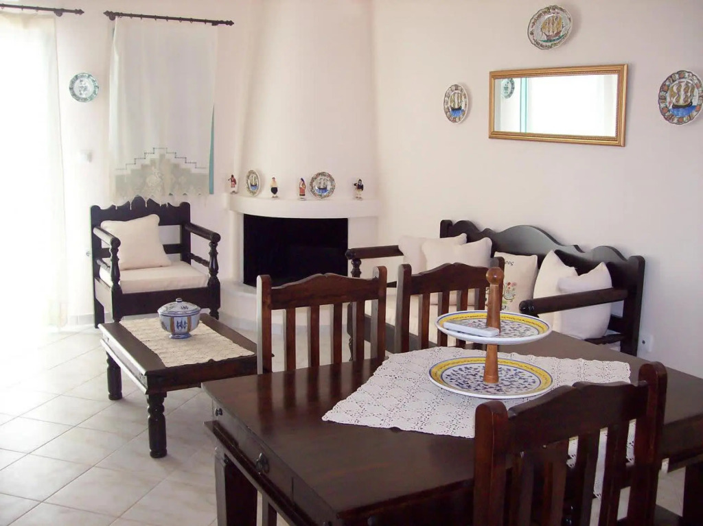 Skyros Lithari Luxury - Poolside Retreat