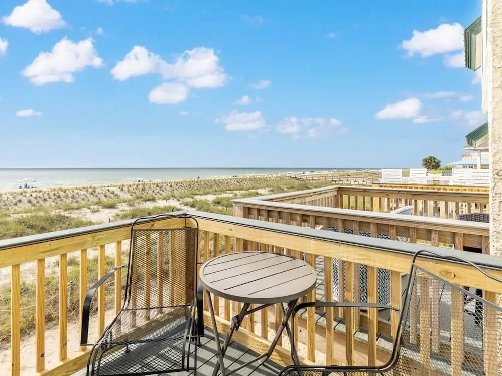 Tybee Lights 114C by Tybee Vacation Rentals